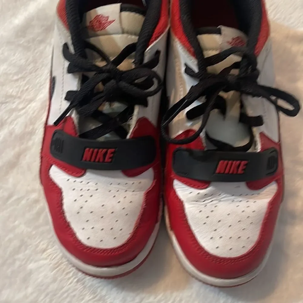 Air Jordan legacy size 3Y
